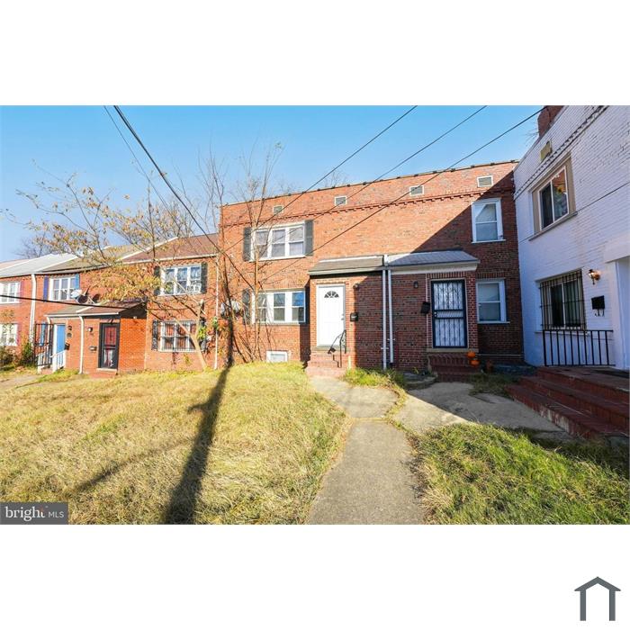 5036 Jay St NE